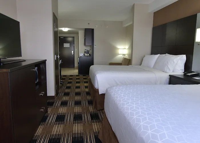 Holiday Inn Express & Suites Ottawa East-Orleans By Ihg