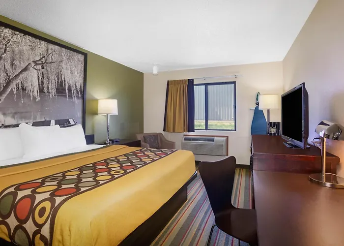 Super 8 By Wyndham El Dorado