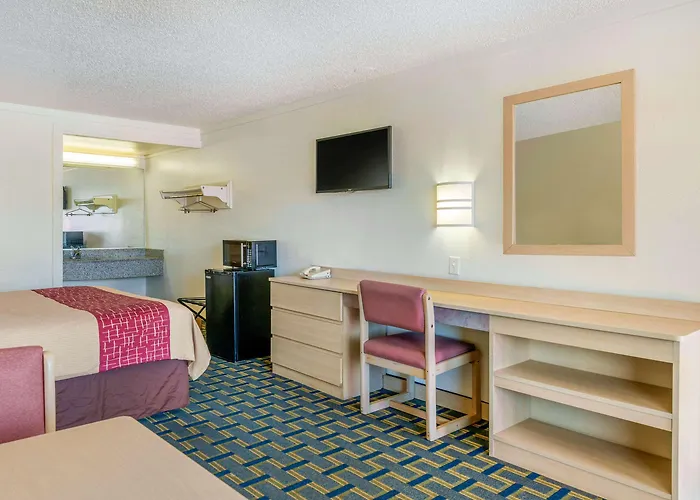 Rodeway Inn Hilliard