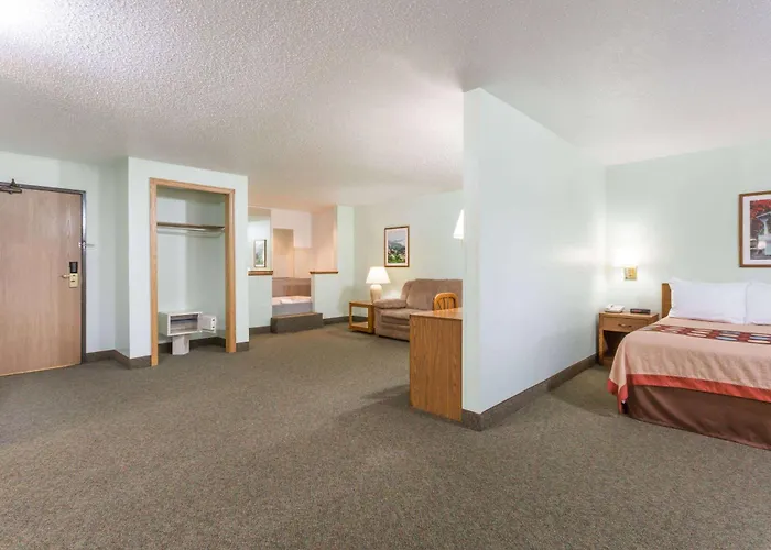 Super 8 By Wyndham Gallipolis Pt Pleasant Area