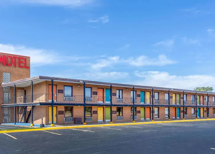 Starved Rock Motor Inn