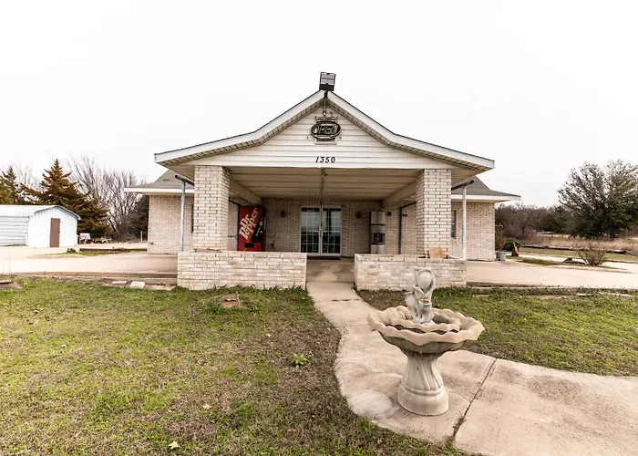 Oyo Hotel Decatur Tx Hwy 287 Northwest