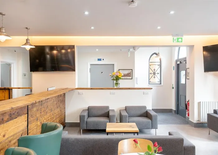Hotel Dc, Stratford