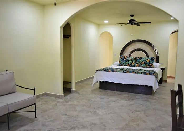 Hacienda Monarcas Resort