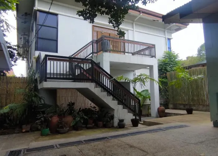 Coron Town Travellers Inn