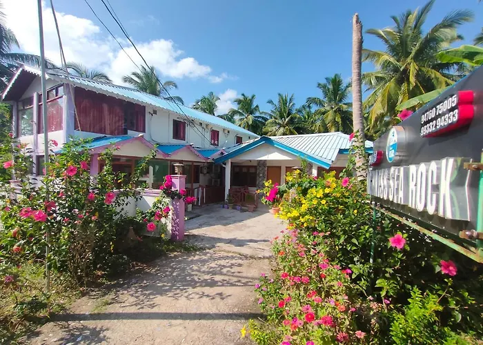 Hotel Highness Sea Rock