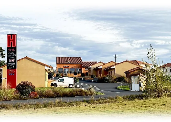 Hotel Cantal Cottages