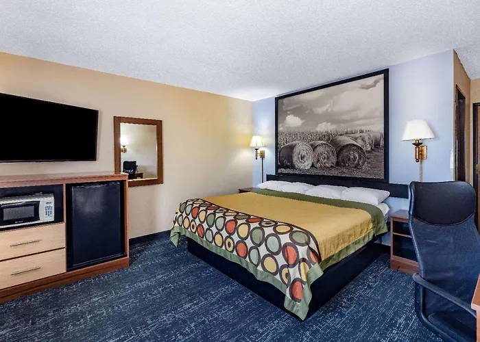 Super 8 By Wyndham Valentine Ne
