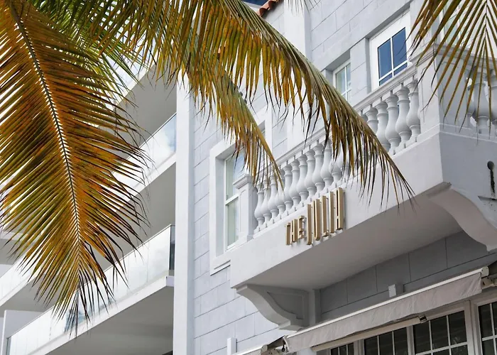 North Miami Cheap Hotels