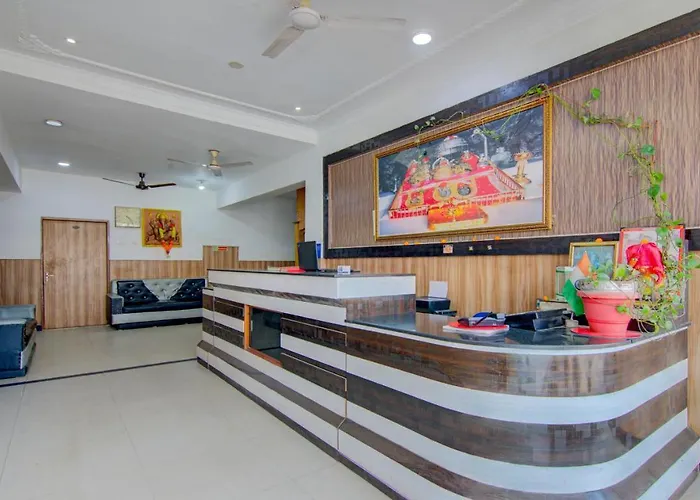 Itsy Hotels Satya Shree