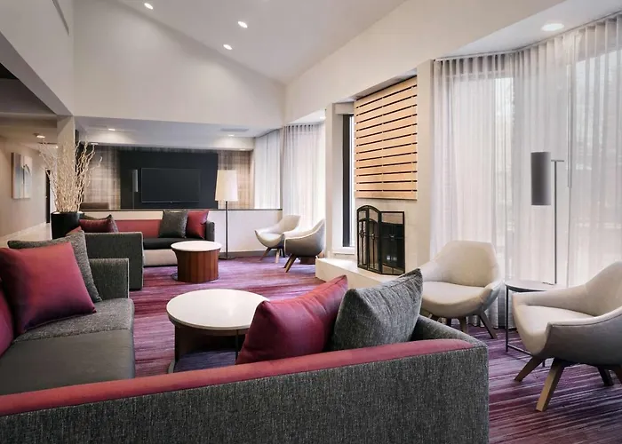 Stoughton Cheap Hotels
