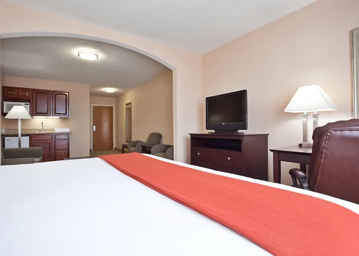 Holiday Inn Express Hotel & Suites Tipp City By Ihg