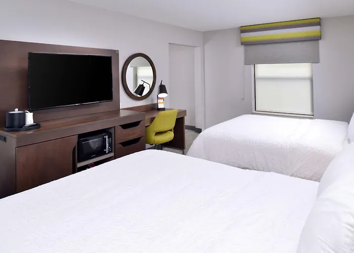 Hampton Inn Laporte