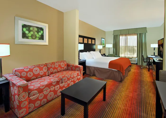 Holiday Inn Express & Suites Houston East - Baytown By Ihg