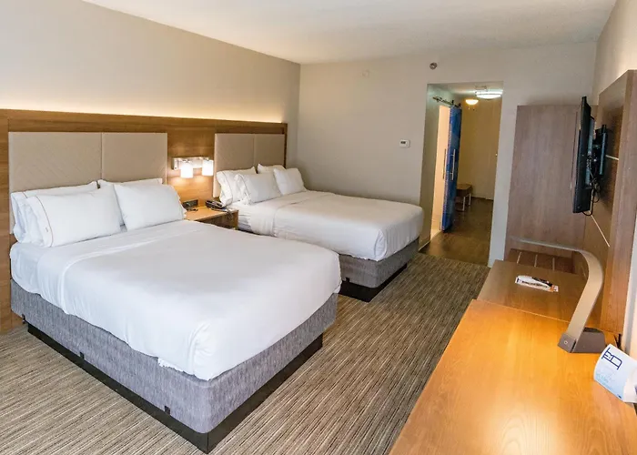 Holiday Inn Express Hotel & Suites Nashville Brentwood 65S