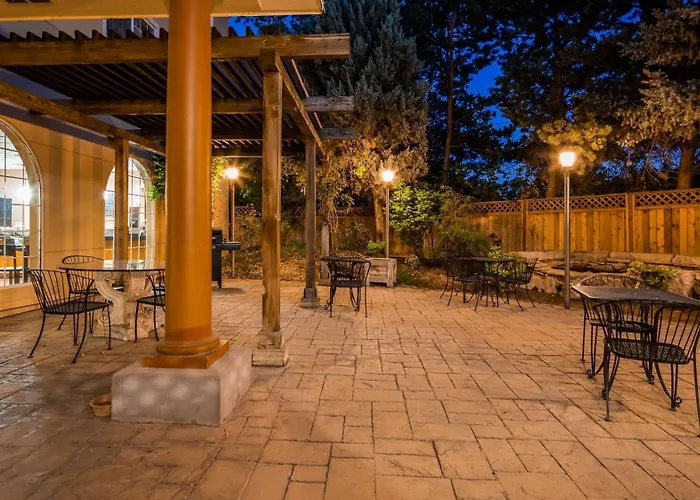 Caldwell Cheap Hotels