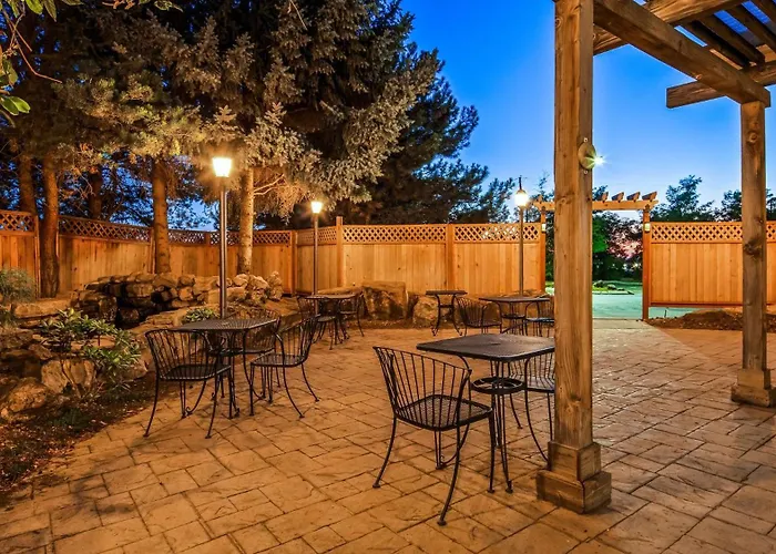 Best Western Plus Caldwell Inn & Suites