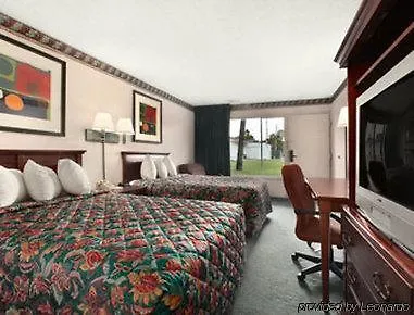 Days Inn Sanford