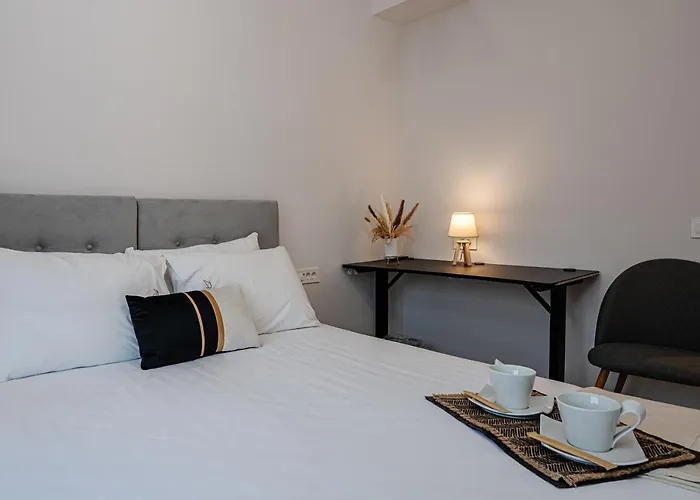 Amina Apartments