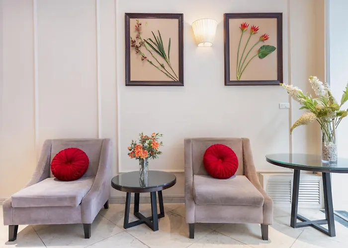 Hanoi Center Silk Charming Hotel & Travel