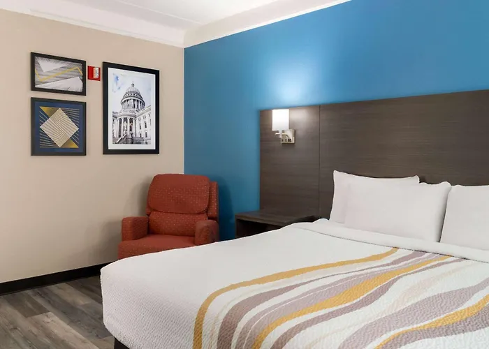 La Quinta By Wyndham Madison American Center