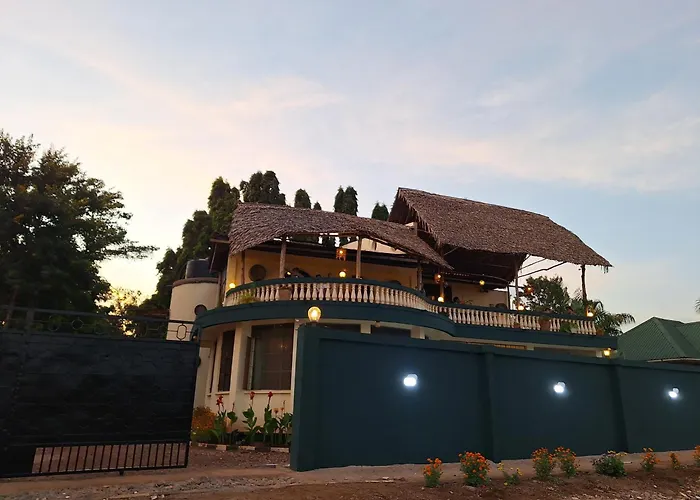 Hill View Garden Hotel