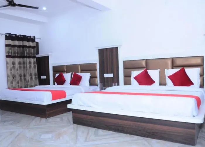 Hotel Lords Paradise