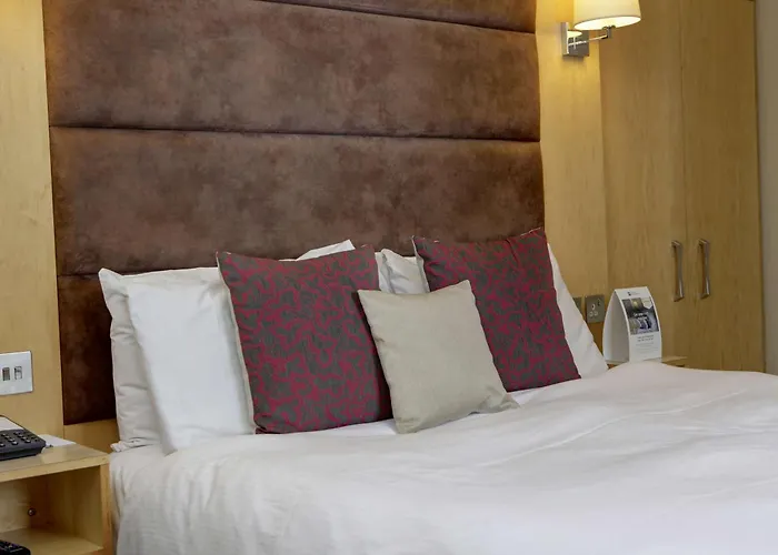 Best Western Heath Court Hotel
