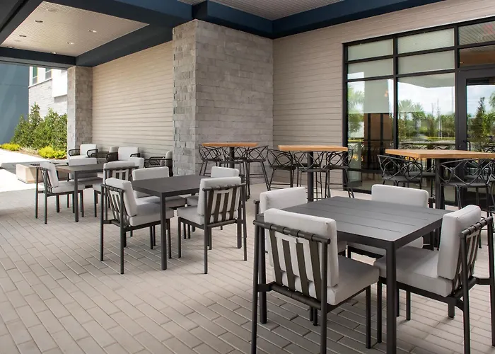 Hampton Inn Orlando Southeast Nona