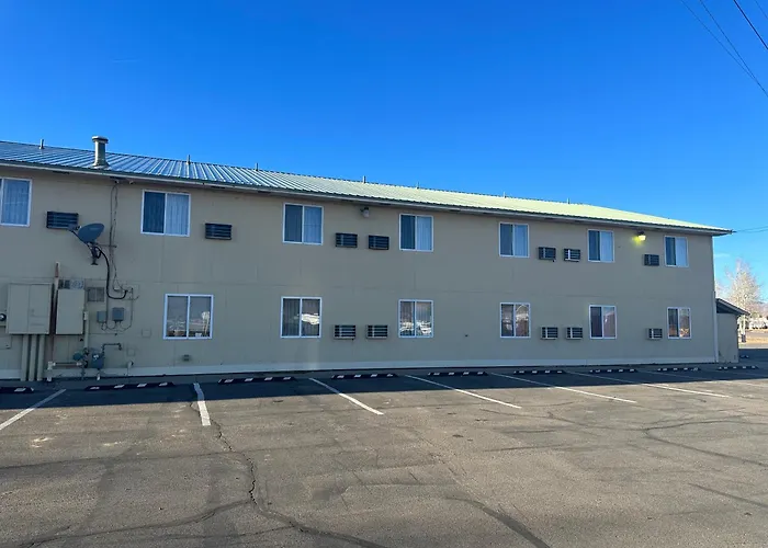 Days Inn & Suites By Wyndham Gunnison
