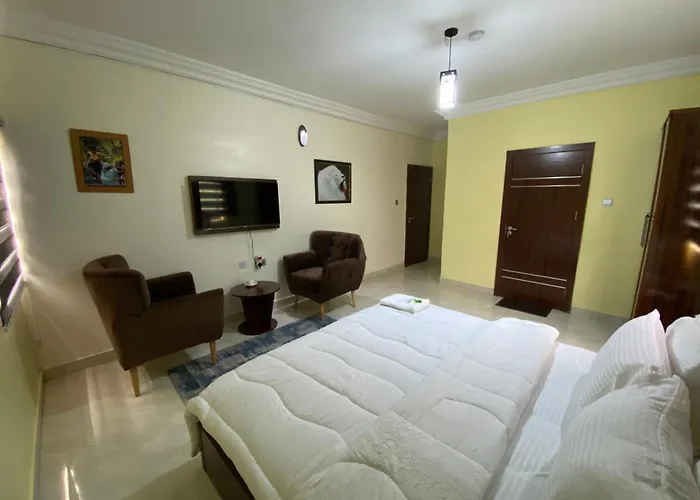 Mok Apartments & Suites