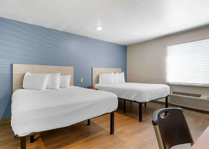 Woodspring Suites Fayetteville I-49