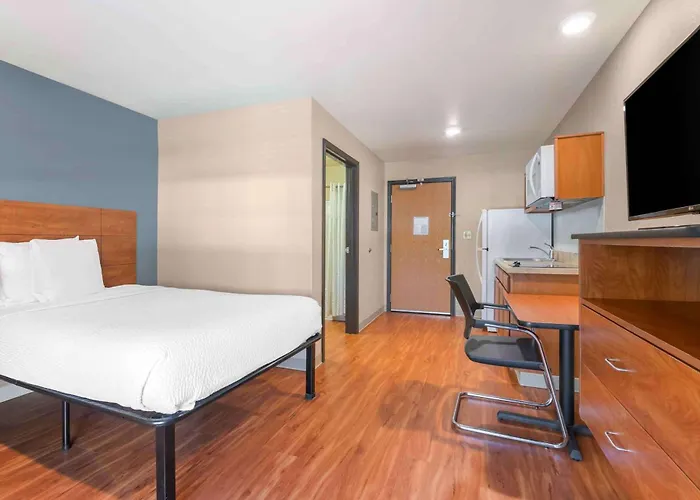 Extended Stay America Select Suites - Lake Worth