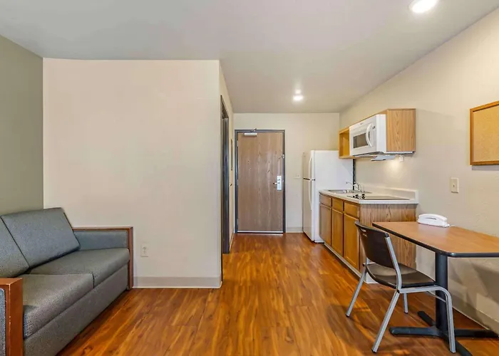 Extended Stay America Select Suites - Cleveland - Mentor