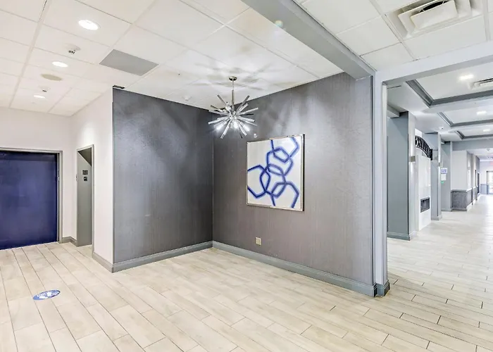 Holiday Inn Express Hotel & Suites Ohio State University- Osu Medical Center By Ihg