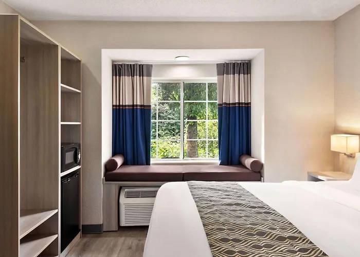 Microtel Inn & Suites By Wyndham Florence/Cincinnati Airpo