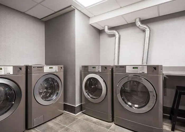 Homewood Suites By Hilton Milwaukee Downtown