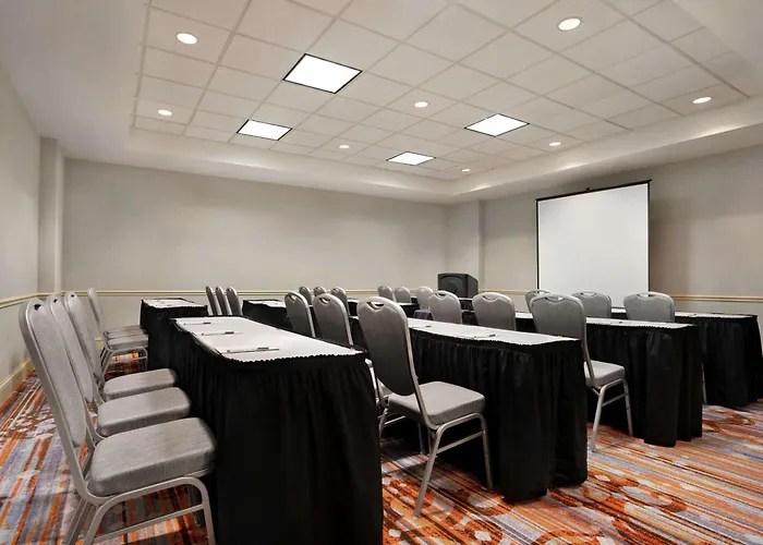 Hilton Garden Inn New Orleans Convention Center