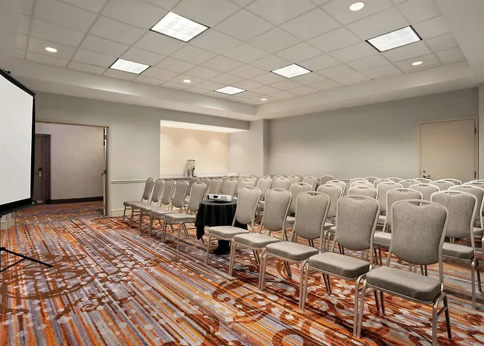 Hilton Garden Inn New Orleans Convention Center