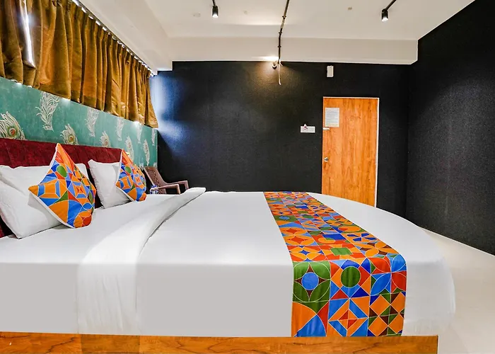 Fabhotel The Life, Surat Airport