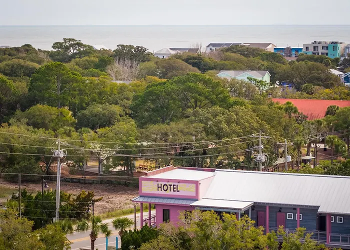 Hotel Folly With Marsh And Sunset Views