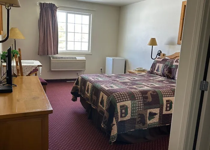 Columbine Inn And Suites
