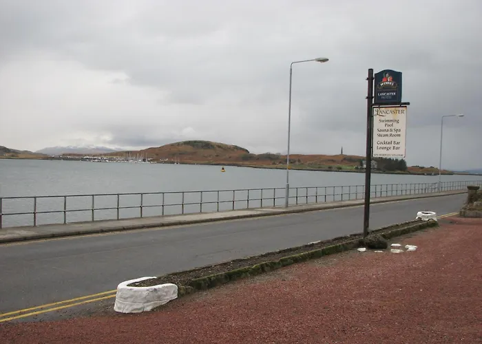 Lancaster Hotel
