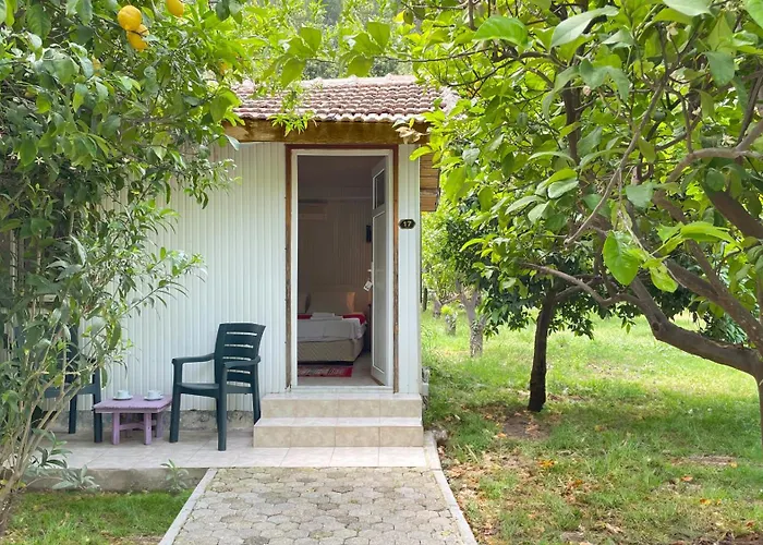 Garden Pansiyon Cirali