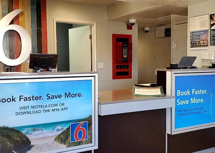 Motel 6-Palmdale, Ca