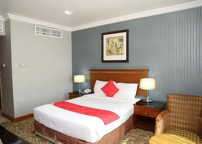 City Plaza Hotel