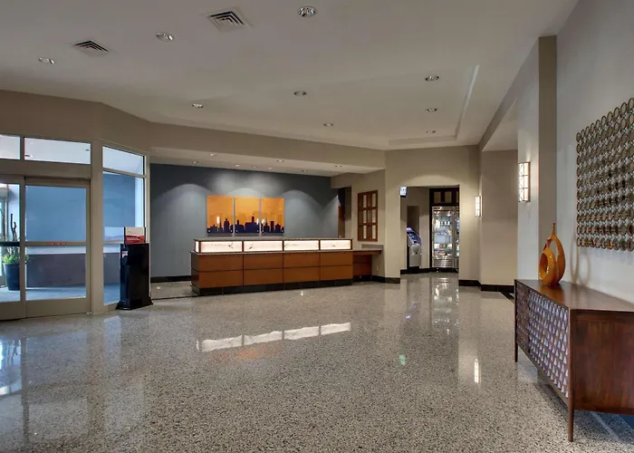 Drury Inn & Suites Iowa City Coralville