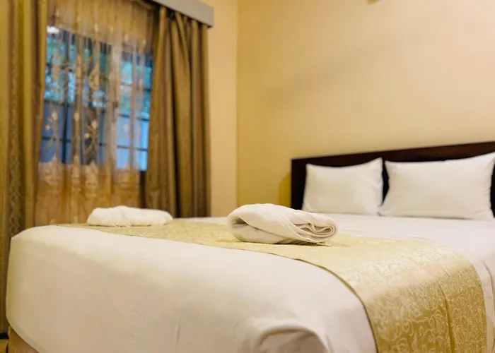 Royal Point Arugambay