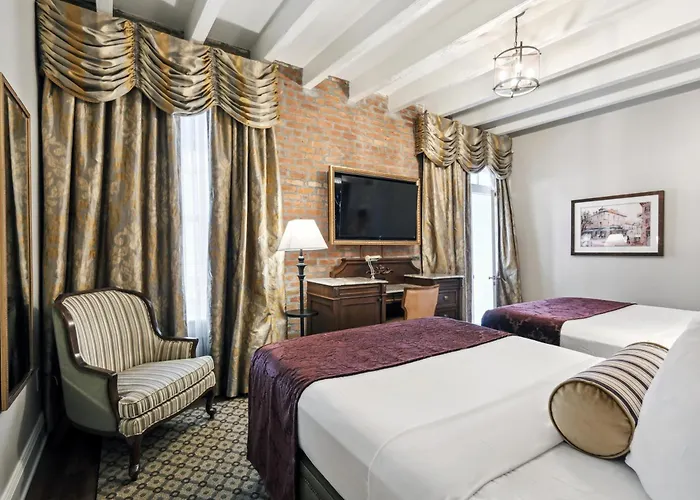 French Market Inn