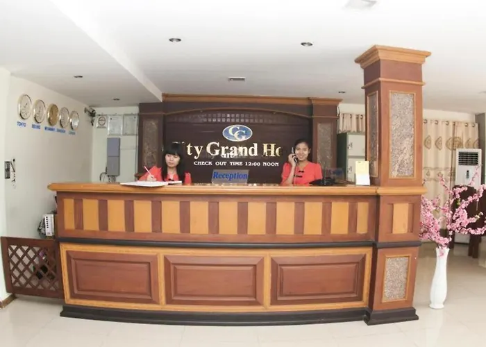 City Grand Hotel